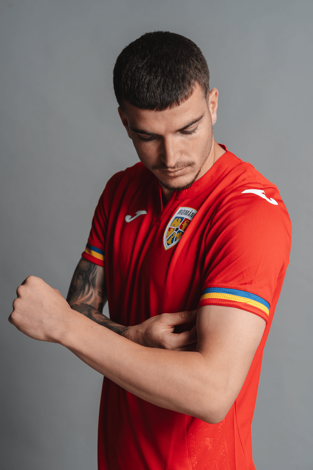 tricou-oficial-de-joc-rou_13847_6_17174129304385